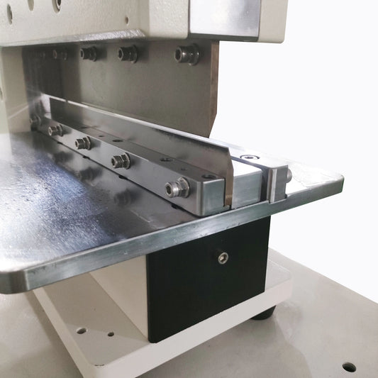 Electronics Manufacturing PCB Separator Separating Cutter Led Strip Cutting Machine Laser